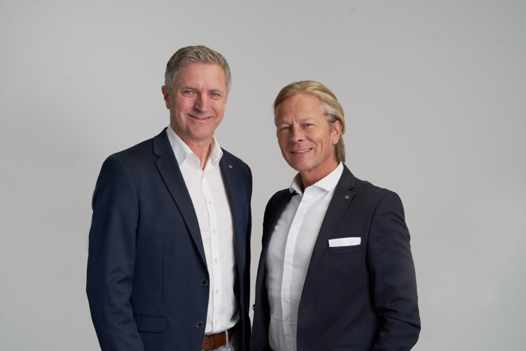 Dies ist ein Bild von Walter Khom (links) und Manfred Brandner (rechts).